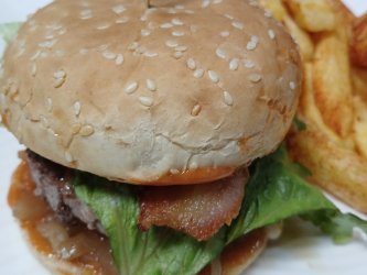 Burger au Bacon